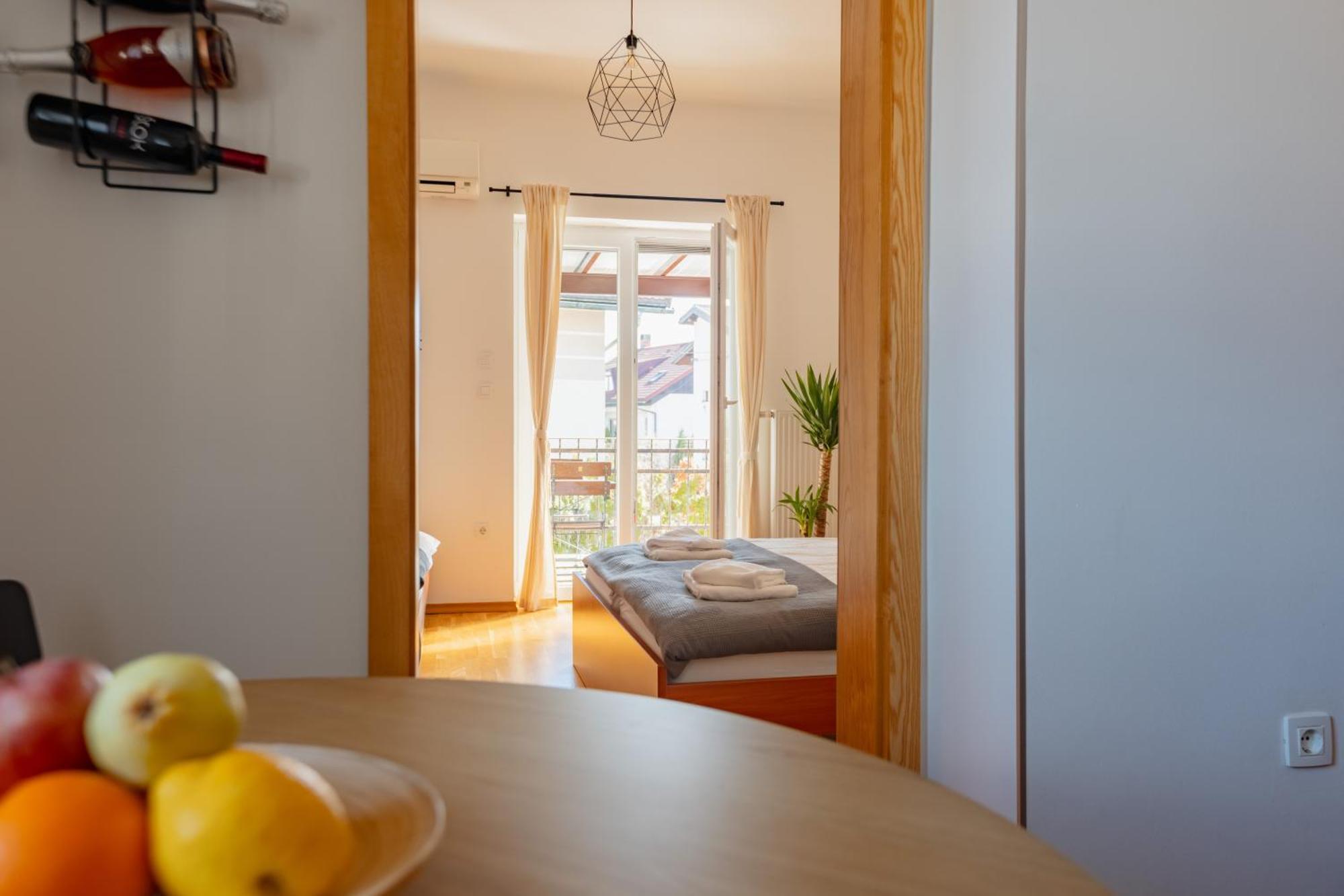 Vila Klara Apartments Ljubljana Ngoại thất bức ảnh