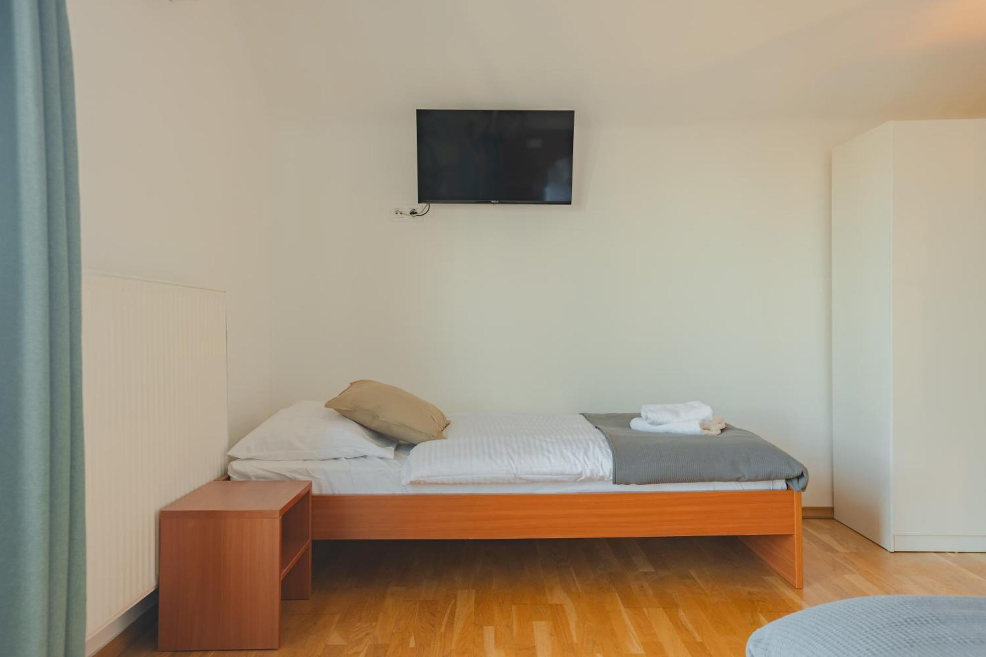 Vila Klara Apartments Ljubljana Ngoại thất bức ảnh