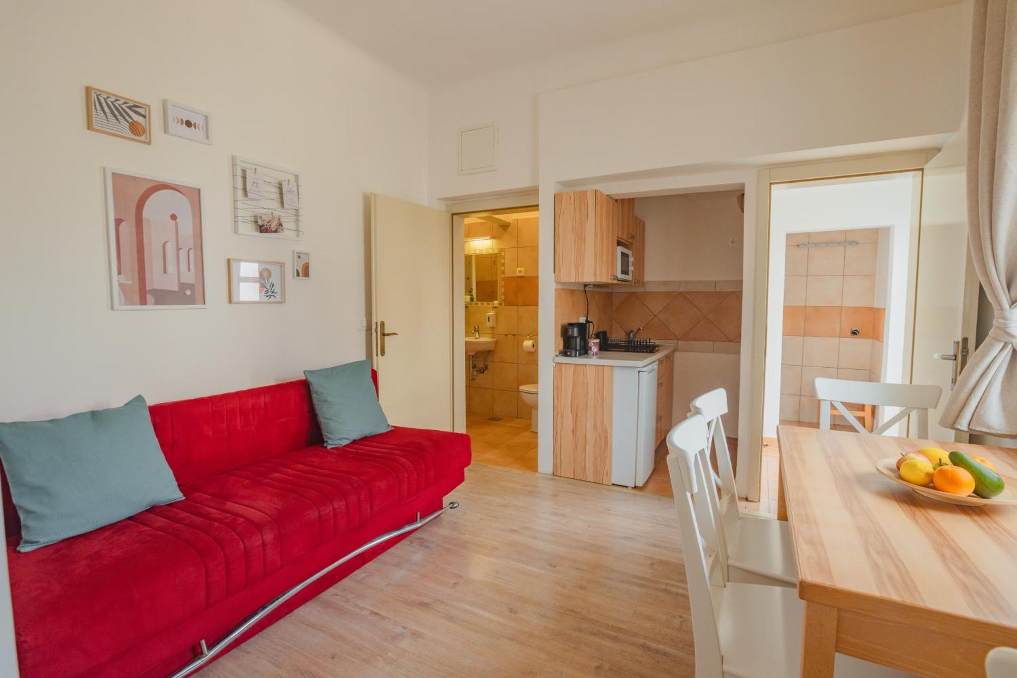Vila Klara Apartments Ljubljana Ngoại thất bức ảnh